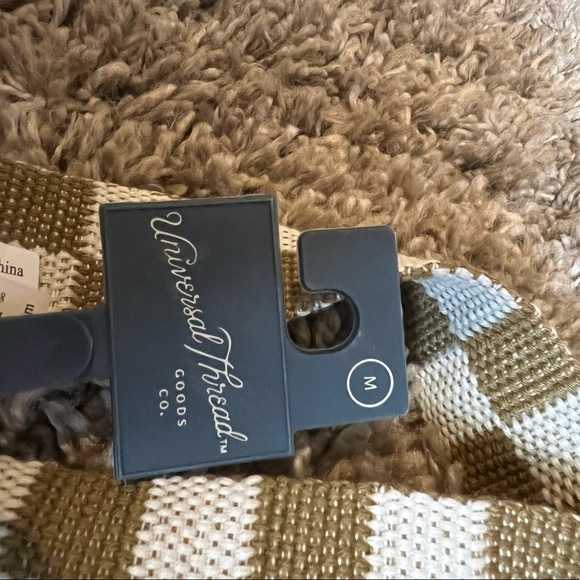 NWT Universal Thread tan and white checkered belt - Picture 3 of 4